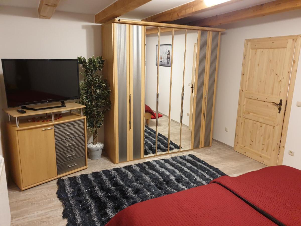 Martin'S Ferienwohnung フュルト・イム・ヴァルト エクステリア 写真